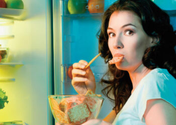 Gece Yeme Sendromu nedir? Gece Yeme Sendromu’nun farkında mıyız?