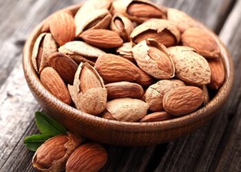 Badem Nedir? Faydaları Ve Zararları Nelerdir?