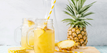 Ananas Nedir? Faydaları Ve Zararları Nelerdir?