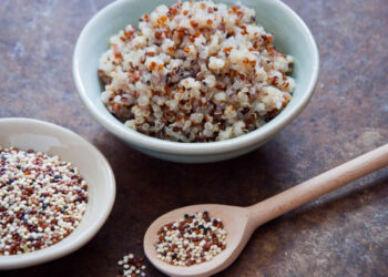 Kinoa Nedir? Faydaları Ve Zararları Nelerdir?