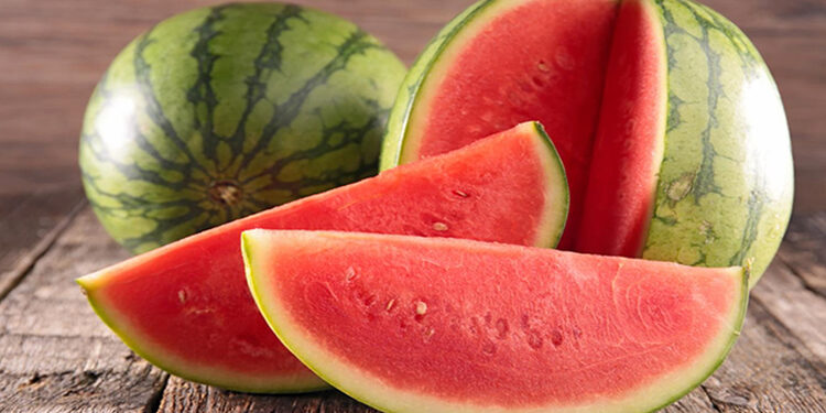 Karpuz Nedir? Faydaları Ve Zararları Nelerdir?