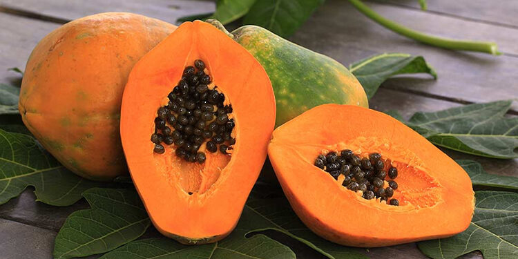 Papaya Nedir? Faydaları Ve Zararları Nelerdir?