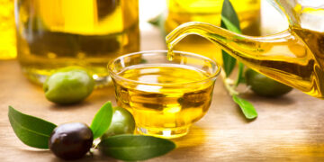 Zeytinyağı Nedir? Faydaları Ve Zararları Nelerdir?
