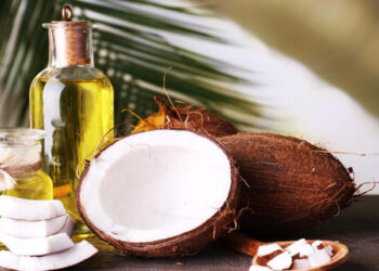 Hindistan Cevizi Yağı Sanıldığı Kadar Yararlı Mı?