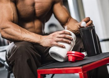 Sporcularda Protein Alımı Nasıl Olmalıdır? Protein Takviyelerinin Yararları ve Zararları Nelerdir?