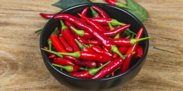 Kırmızı Biber Nedir? Faydaları Ve Zararları Nelerdir?