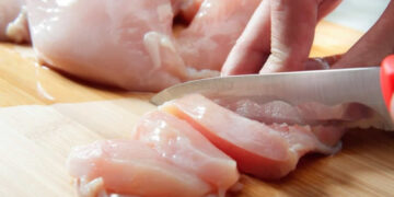 Salmonella Nedir? Etkileri Nelerdir? Nasıl Bulaşır?