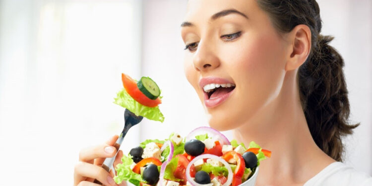 Kilo Almak İçin Nasıl Beslenmelidir? Günlük Enerji Gereksinimi Nasıl Hesaplanır?