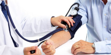 Hipertansiyon Nedir? Sebepleri Nelerdir? Hipertansiyonu Olan Kişiler Nelere Dikkat Etmelidir?