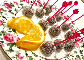 Portakalın Lezzeti: Portakallı Hurma Topları Tarifi Nasıl Yapılır? Faydaları Nelerdir?