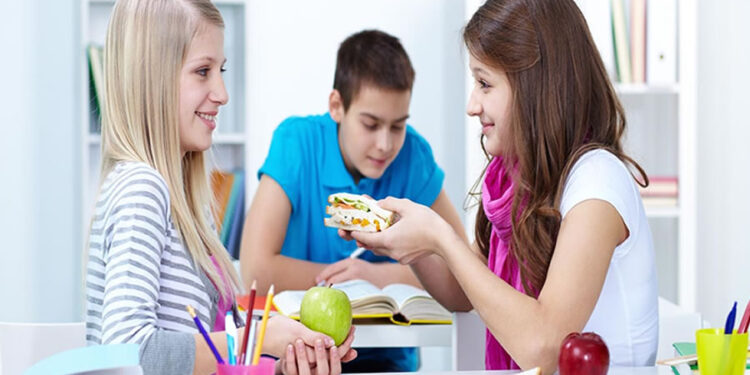 Sınav Döneminde Beslenme Nasıl Olmalıdır? Nelere Dikkat Edilmelidir?