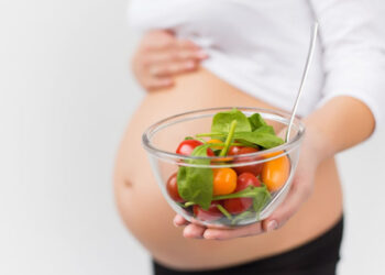 Gebelik Süresince Annenin Beslenmesi Bebeği Nasıl Etkiler? Doğum Öncesi Beslenme Nasıl Olmalıdır?