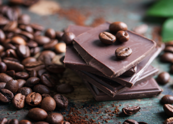 Kakao İle Üretilen Beyaz Çikolata Mı, Yoksa Bitter Çikolata Mı Tercih Edilmelidir?