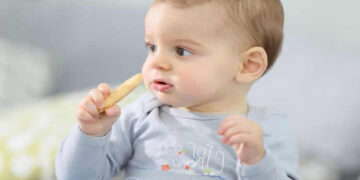 Bebek Bisküvisi Sanıldığı Kadar Masum ve Sağlıklı Mı? Bebek Bisküvileri Hangi Hastalıklara Sebep Olur?