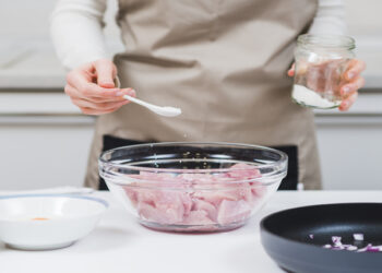 İyot Yetersizliği Nedir? Tiroid Bezi Hastalıkları Nelerdir? Nasıl Tedavi Edilir?