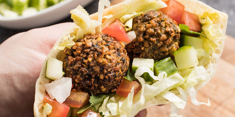 Lübnan Köftesi: Fit Falafel Tarifi Nasıl Yapılır?