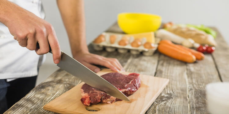 Koenzim Q10 (Ubikinon) Nedir? Hangi Besinlerde Bulunur? Etkileri Nelerdir?