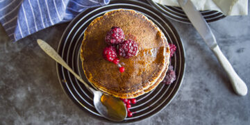 Böğürtlen Soslu: Fit Pancake Tarifi Nasıl Yapılır?