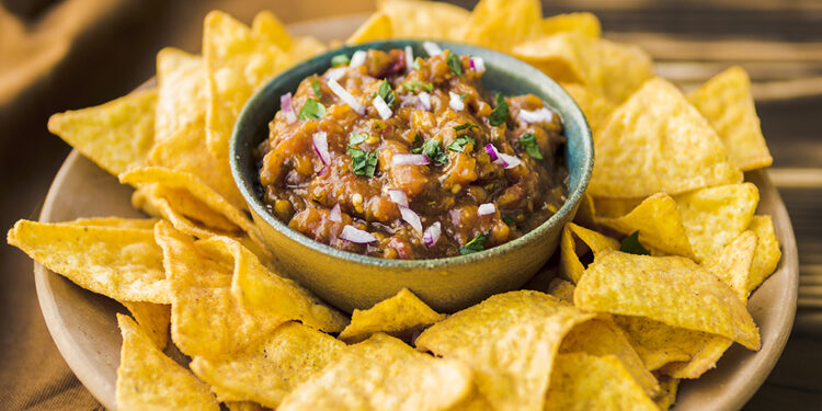 Cips Severlere: Mısır Cipsi Tarifi Nasıl Yapılır?