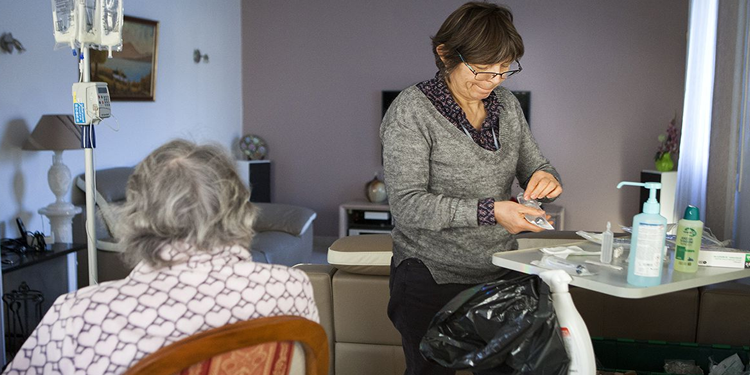 Evde Parenteral Beslenen Yetişkinlerde Lipid Bileşeni Değişiminin Etkisi [Çeviri]