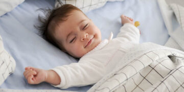 İnfantil Kolik Nedir? Beslenme Tedavisi Nasıl Olmalıdır?