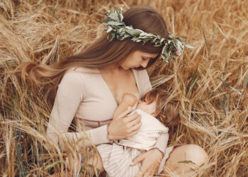 Anne Sütü ve Emzirmenin Anne ve Bebeğe Faydaları Nelerdir?